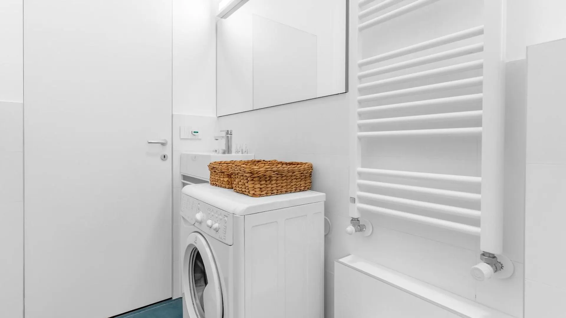 Nd13 - Loreto - Duomo - Central - Comfortable - Milán Apartamento